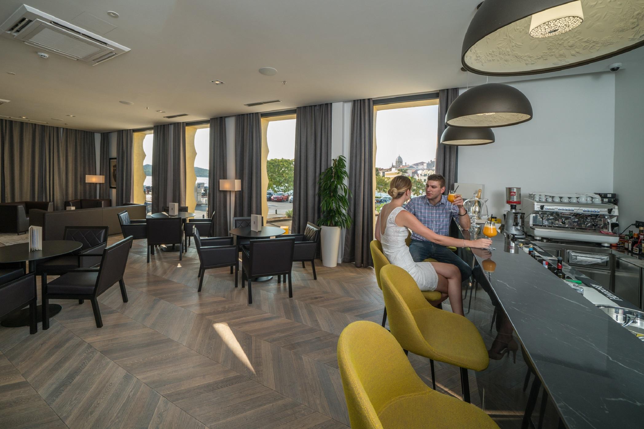 Bellevue Superior City Hotel Σίμπενικ Εξωτερικό φωτογραφία