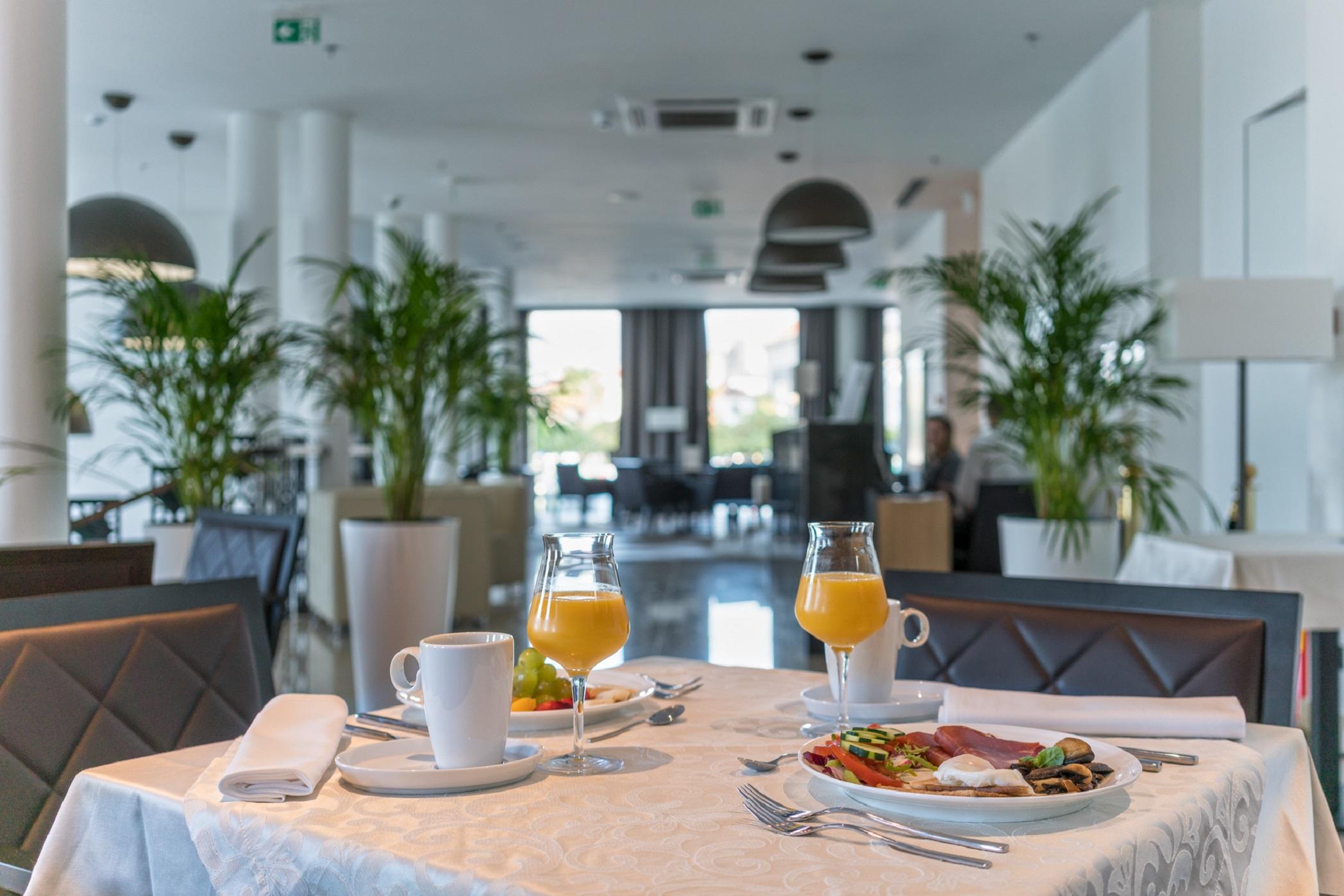 Bellevue Superior City Hotel Σίμπενικ Εξωτερικό φωτογραφία