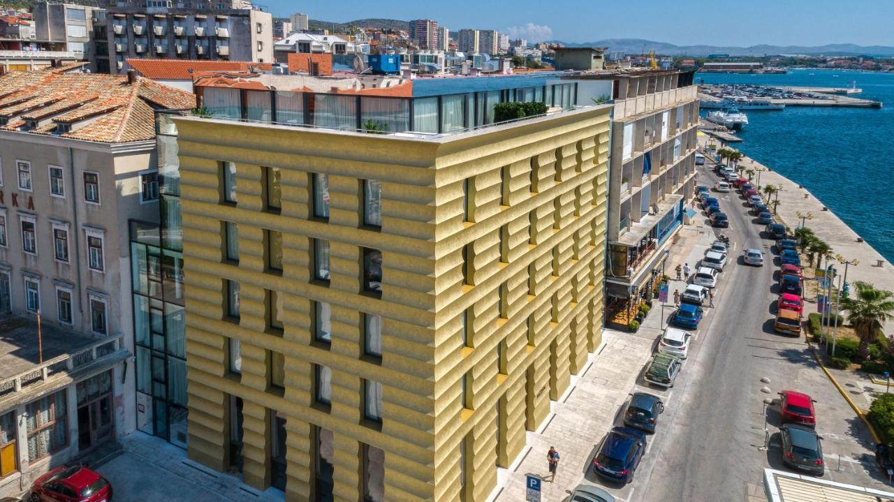 Bellevue Superior City Hotel Σίμπενικ Εξωτερικό φωτογραφία