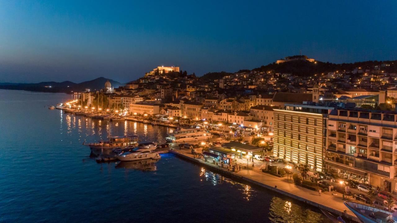 Bellevue Superior City Hotel Σίμπενικ Εξωτερικό φωτογραφία